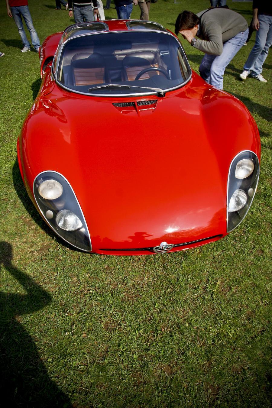  Alfa Romeo T33/2 Stradale Prototipo 1967 года  (фото 3 из 13)
